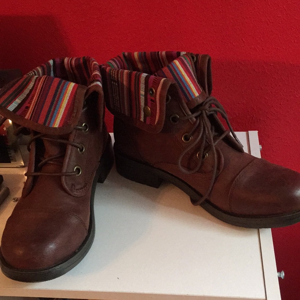 American Eagle Brown Combat Boots